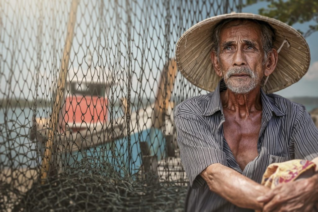 fisherman, old man, net-5970480.jpg